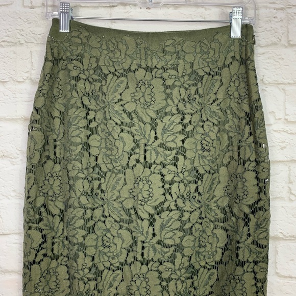 Diane Von Furstenberg Glimmer Lace Pencil Skirt 2 - Picture 3 of 12